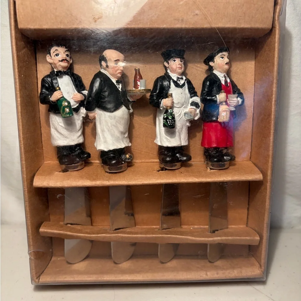 4 Guy Buffet Butler Cheese Spreaders knife Set (wine waiters) new in box